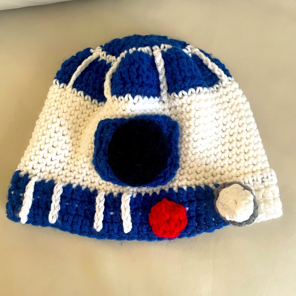Handmade R2D2 beanie